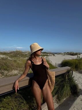 Hunza G NEW domino one piece swimsuit O/S black tortoise rings